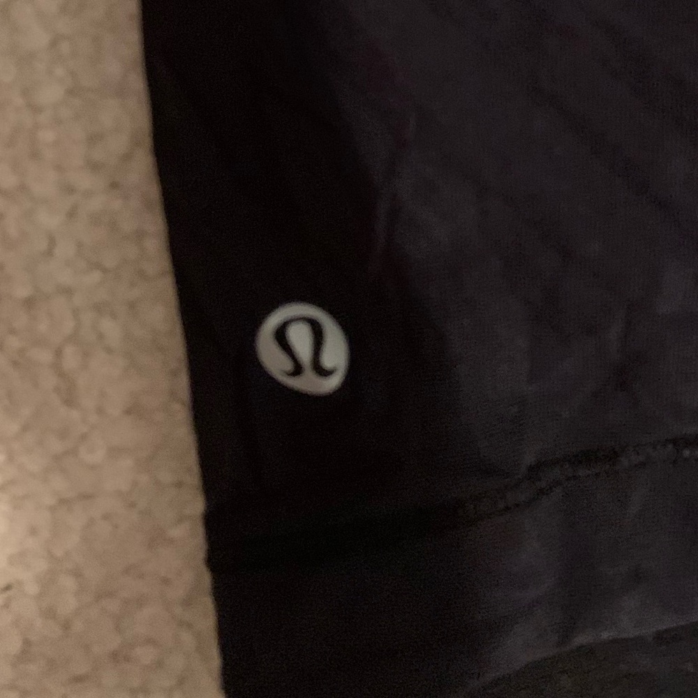 Lululemon Tank - Picture 4 of 5